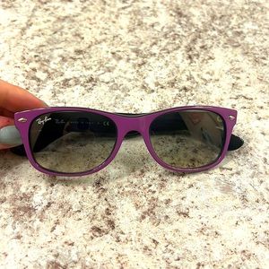 Ray-Ban Wayfarer classic purple sunglasses
